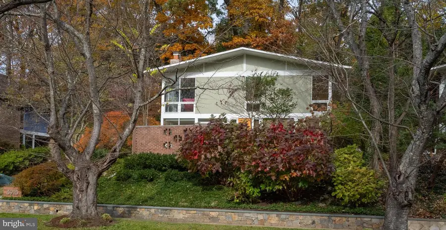 3915 Rickover Rd, Silver Spring, MD 20902 - Image #3