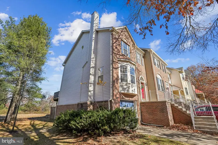 38 Beacon Hill Ct, Gaithersburg, MD 20878 - Image #2