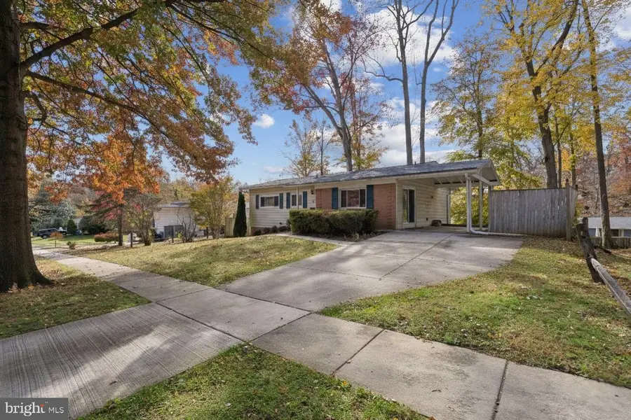 4 Dabney Ct, Rockville, MD 20853 - #2