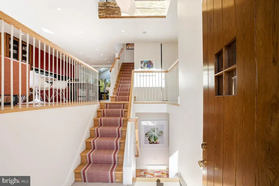 5619 Oakmont Ave, Bethesda, MD 20817 - Image #3