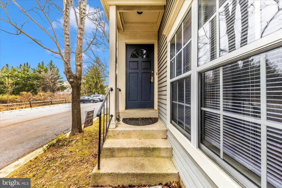 8812 Dowling Park Pl, Gaithersburg, MD 20886 - Image #3