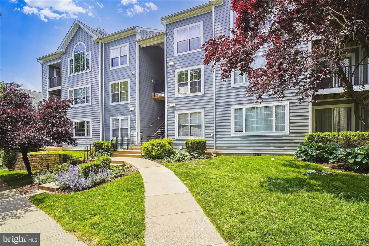 20406 Shore Harbour Dr #4-f, Germantown, MD 20874 - Image #1