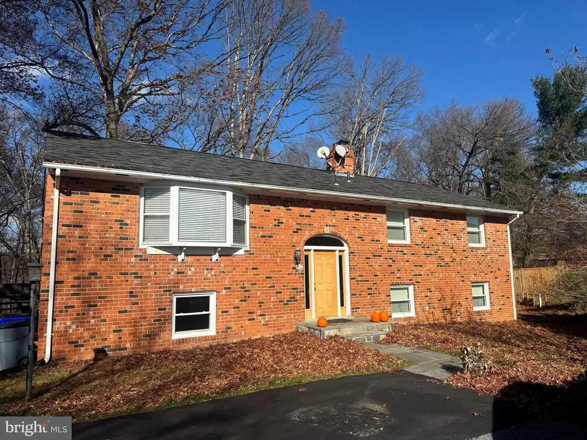 4212 Mount Olney Ln, Olney, MD 20832 - Image #1