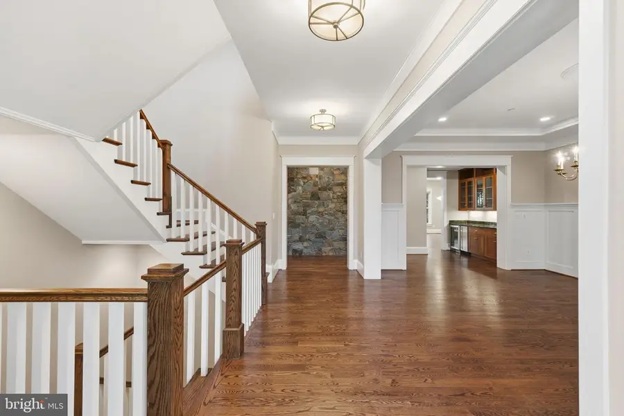 8620 Fenway Dr, Bethesda, MD 20817 - Image #2