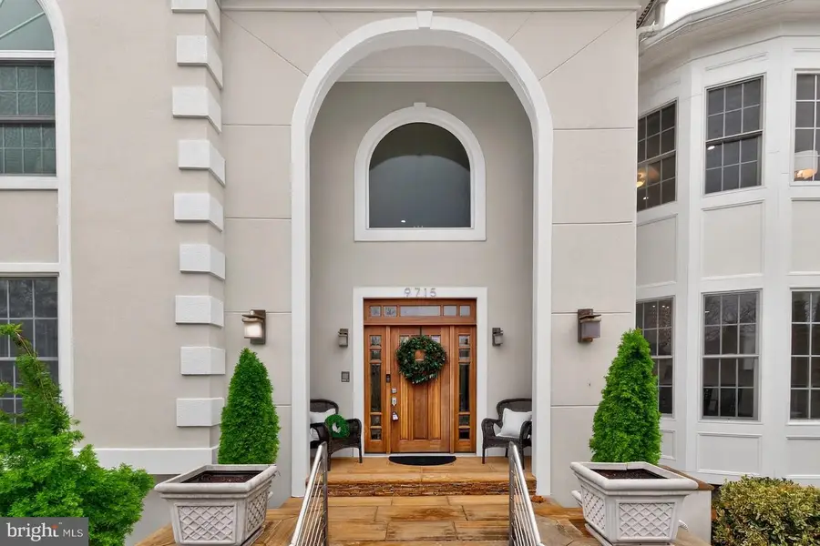 9715 Singleton Dr, Bethesda, MD 20817 - Image #2