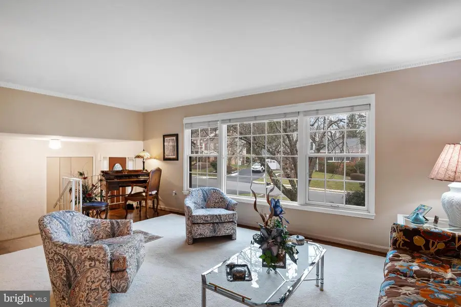 19225 Dimona Dr, Brookeville, MD 20833 - Image #3