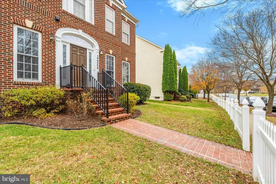 12344 Cherry Branch Dr, Clarksburg, MD 20871 - Image #2