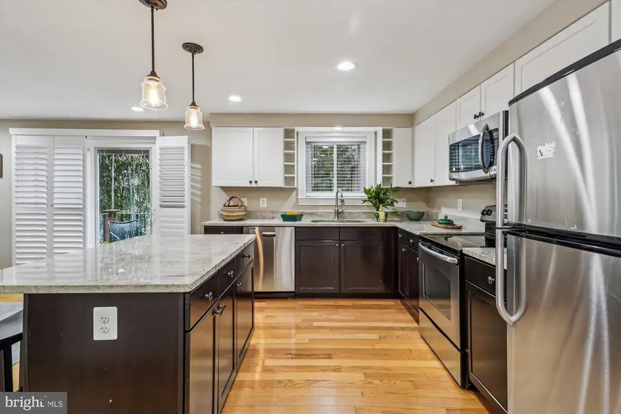 7809 Archbold Ter, Cabin John, MD 20818 - Image #2