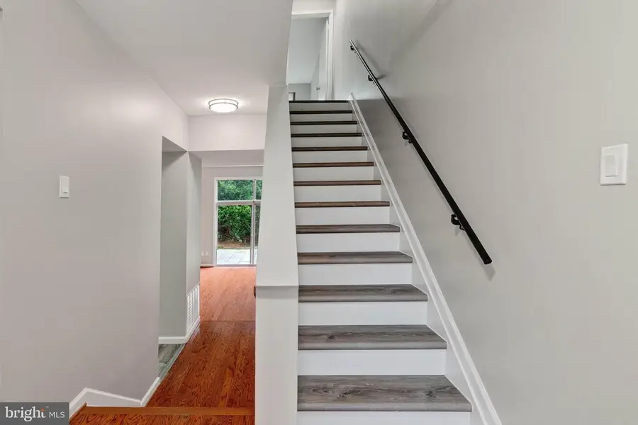 19609 Brassie Pl, Gaithersburg, MD 20886 - Image #2