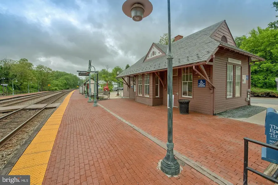 18931 Fountain Hills Dr, Germantown, MD 20874 - #2