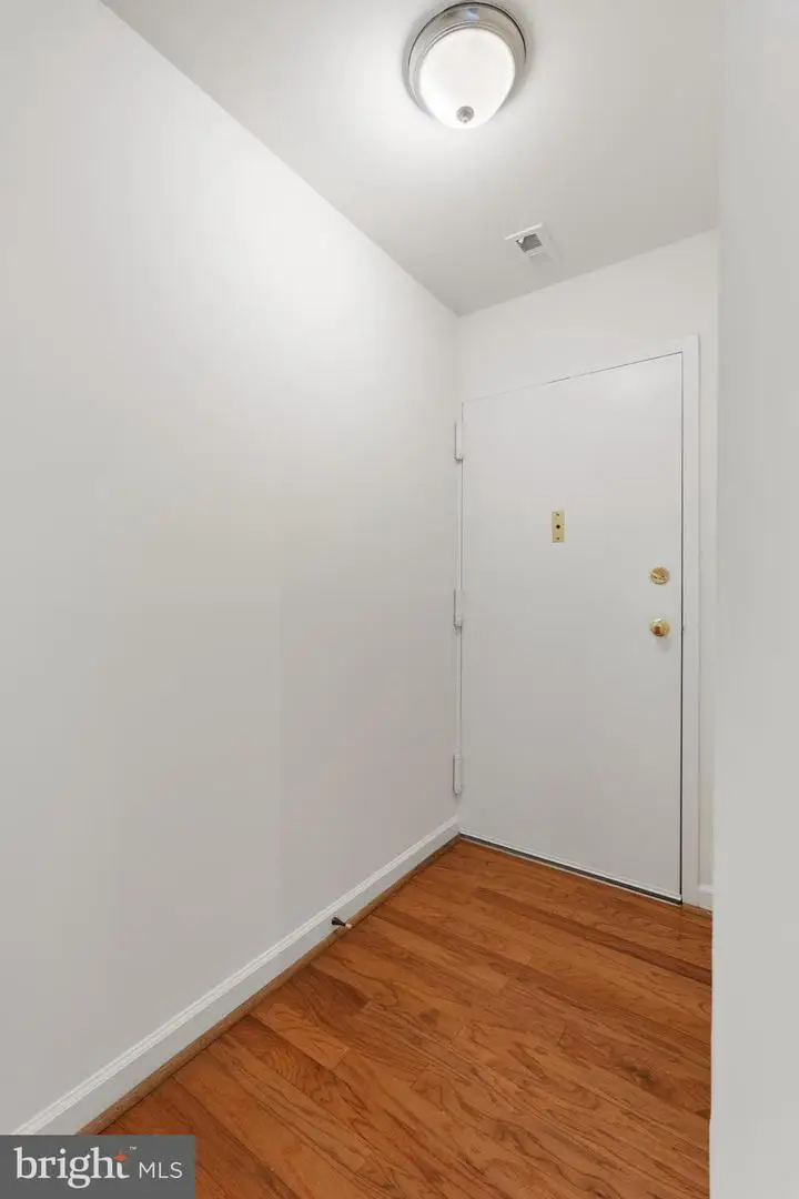 18715 Walkers Choice Rd #18715, Montgomery Village, MD 20886 - Image #2