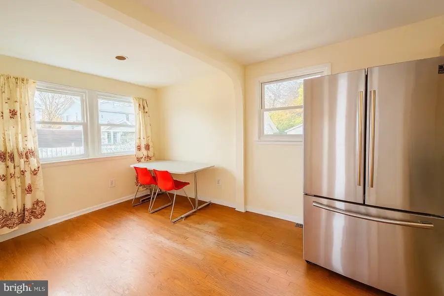 402 Horners Ln, Rockville, MD 20850 - Image #3