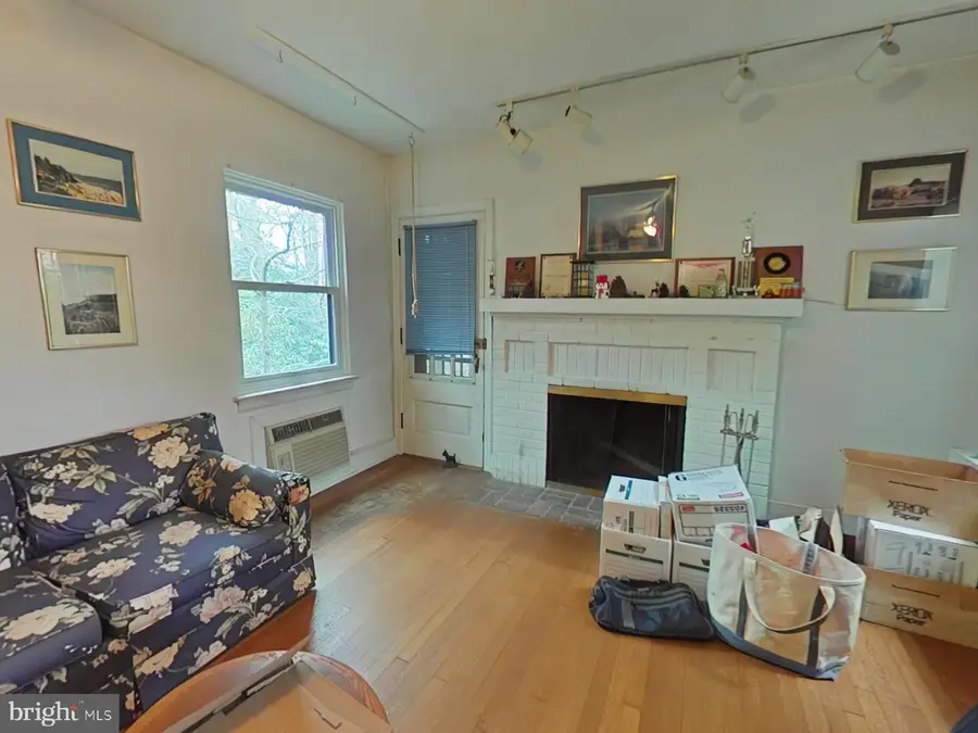 13 Midhurst Rd, Silver Spring, MD 20910 - Image #3