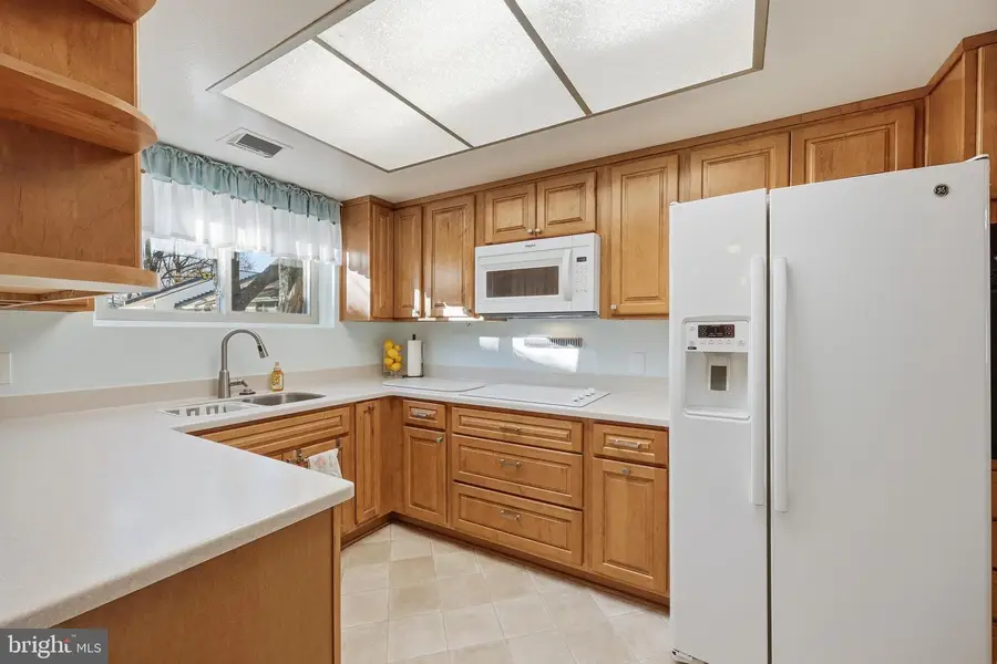 3345 Leisure World Blvd #96-j, Silver Spring, MD 20906 - #2