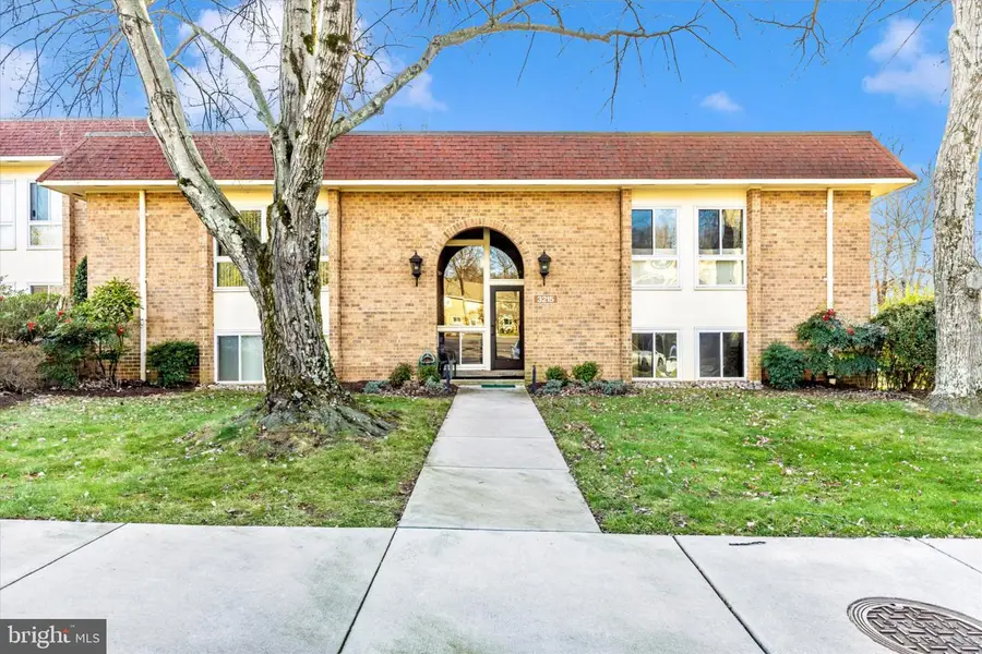 3215 S Leisure World Blvd S #101-1, Silver Spring, MD 20906 - Image #2