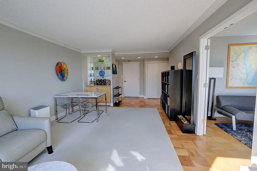 5225 Pooks Hill Rd #121n, Bethesda, MD 20814 - Image #2