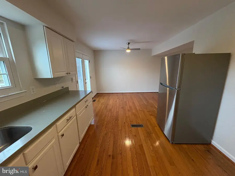 19442 Sandy Lake Dr, Gaithersburg, MD 20879 - Image #3