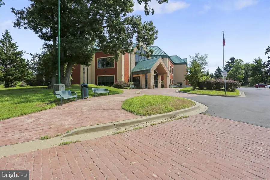 8607 Lanier Dr, Silver Spring, MD 20910 - Image #2