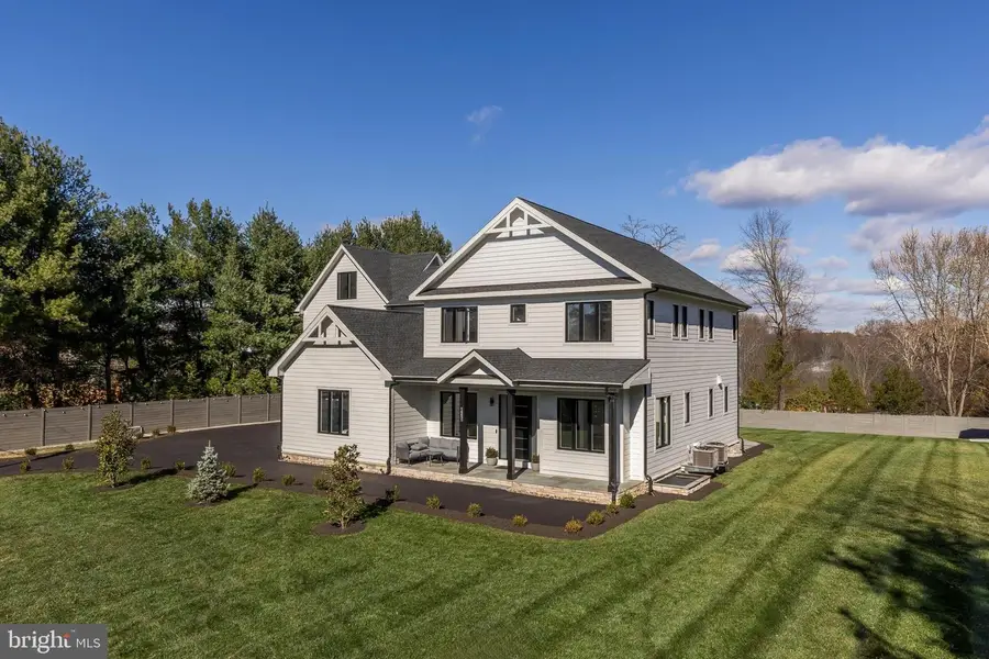 14051 Esworthy Rd, Darnestown, MD 20874 - Image #3