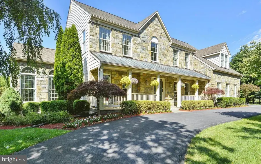 19408 Olive Tree Way, Gaithersburg, MD 20879 - Image #2