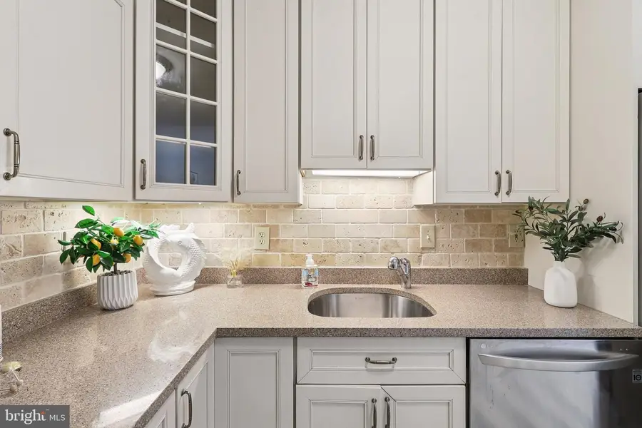 4977 Battery Ln #1-610, Bethesda, MD 20814 - Image #2