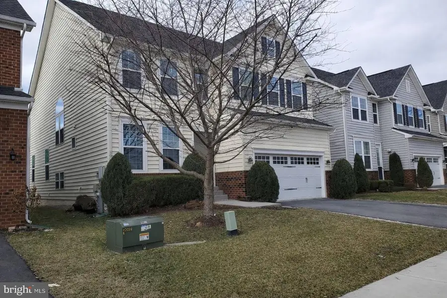 14706 Saddle Creek Dr, Burtonsville, MD 20866 - Image #2