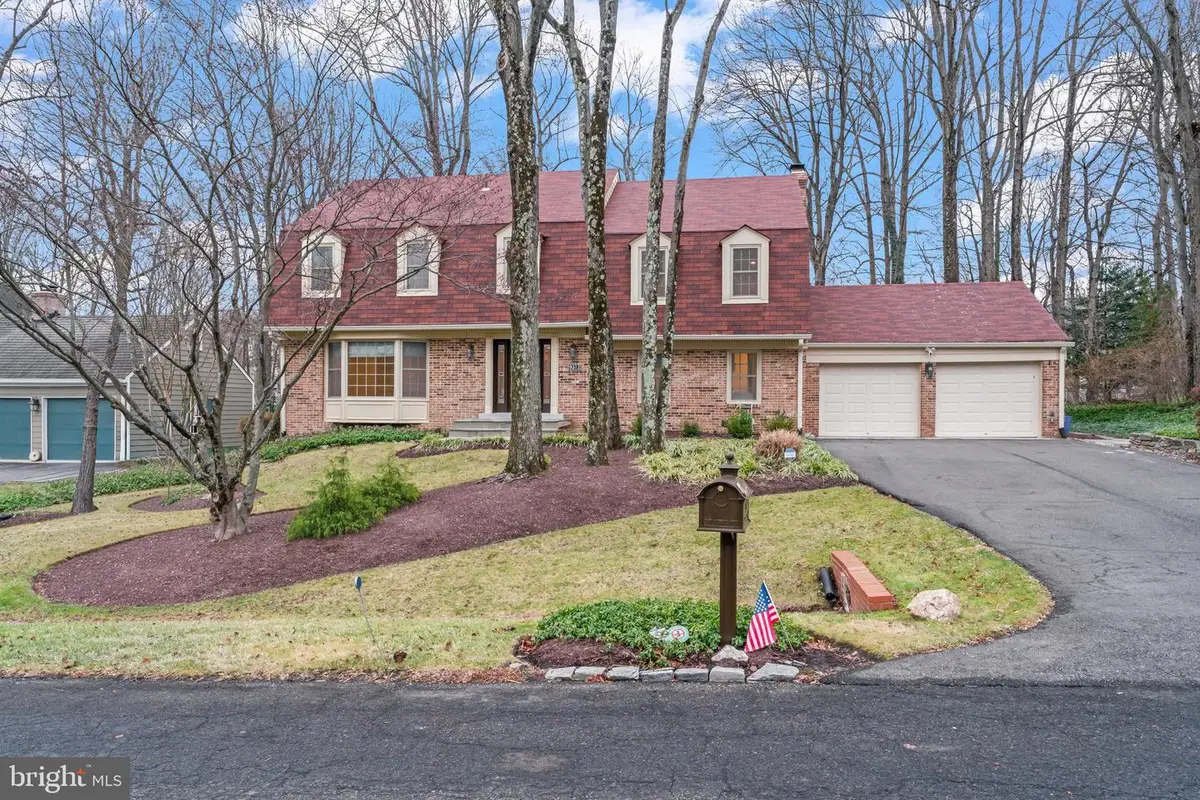 9312 Sprinklewood Ln, Potomac, MD 20854 - Image #1