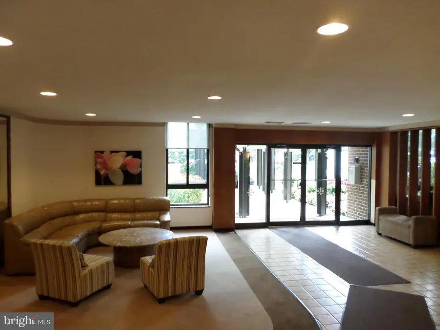 9900 Georgia Ave #27-707, Silver Spring, MD 20902 - Image #3