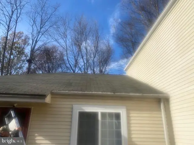 7 Stoney Point Ct, Germantown, MD 20876 - Image #2