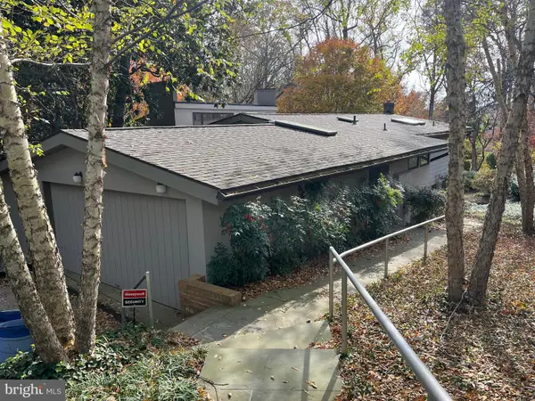 5651 Bent Branch Rd, BETHESDA, MD 20816