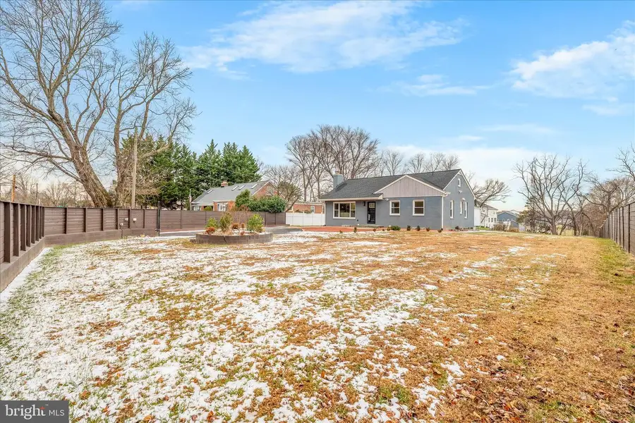 14427 Seneca Rd, Germantown, MD 20874 - #2