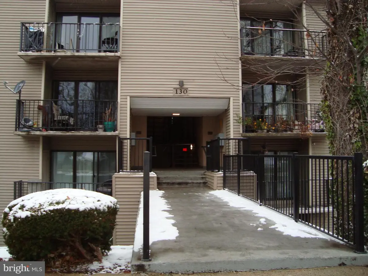 130 Duvall Ln #187-t3, Gaithersburg, MD 20877 - Image #1