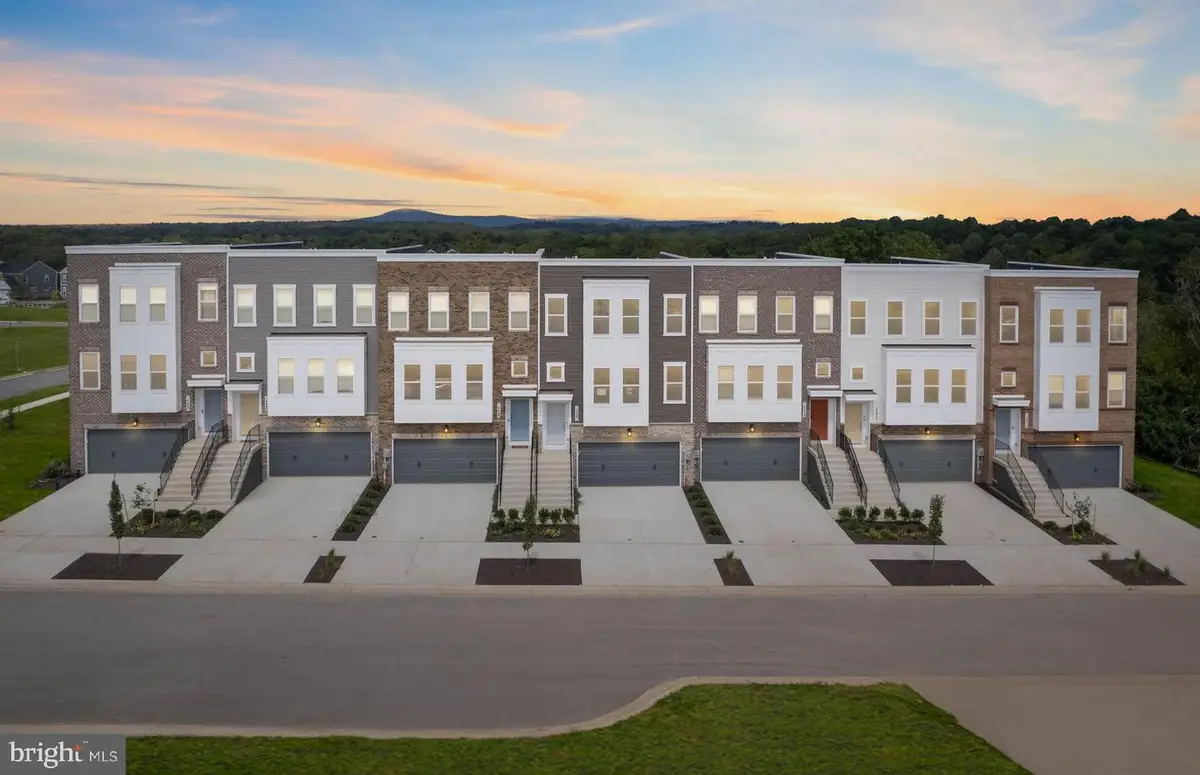 14425 Leafhopper Dr, Boyds, MD 20841 - #1