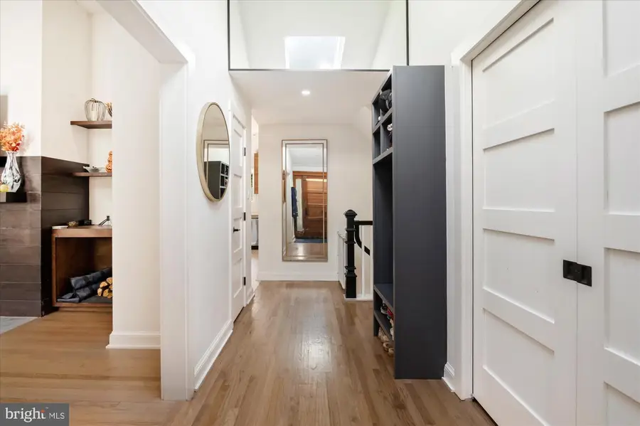 6812 Tulip Hill Ter, Bethesda, MD 20816 - Image #3