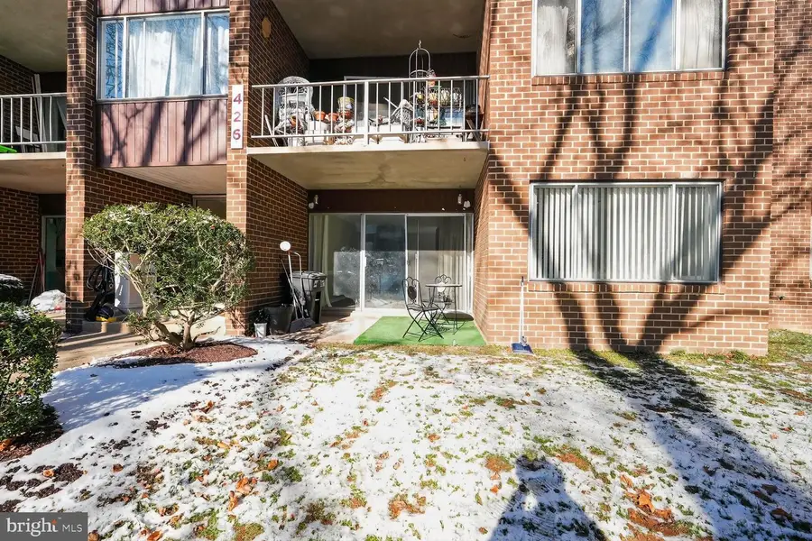 426 Girard St #160, Gaithersburg, MD 20877 - Image #2