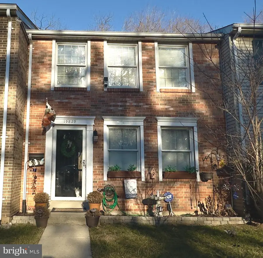 19829 Wheelwright Dr, Gaithersburg, MD 20886 - #3