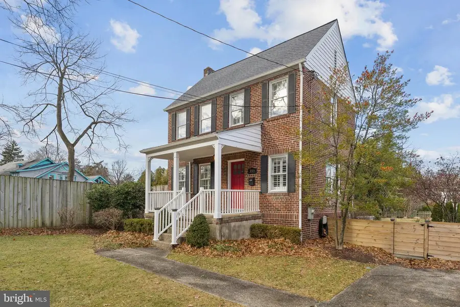 3515 Taylor St, Chevy Chase, MD 20815 - Image #2