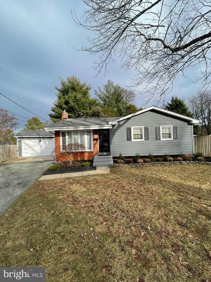 13020 Saint Charles Pl, Rockville, MD 20853 - #1