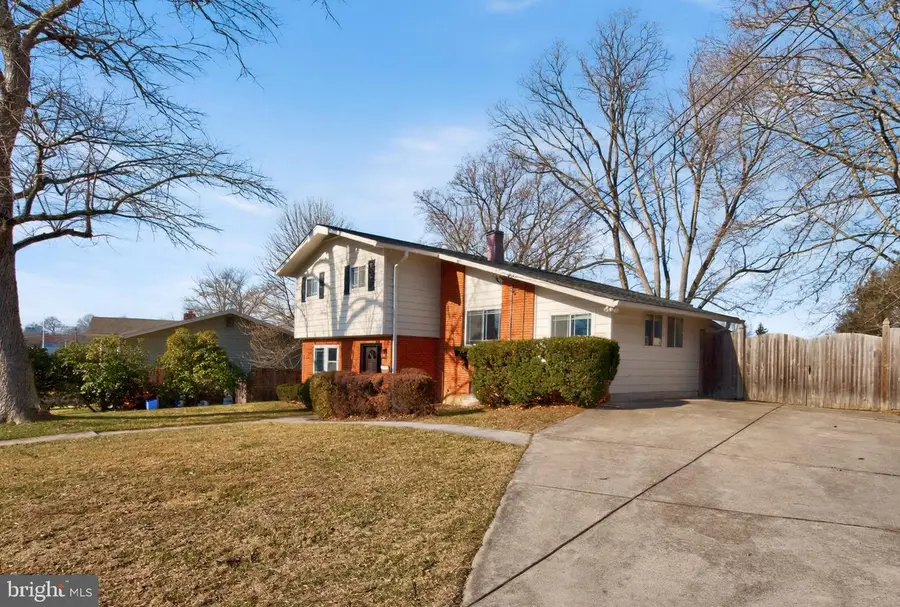 4805 Arctic Ct, Rockville, MD 20853 - Image #2