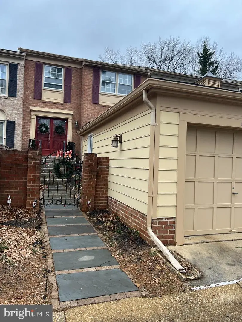 19726 Greenside Ter, Montgomery Village, MD 20886 - Image #2