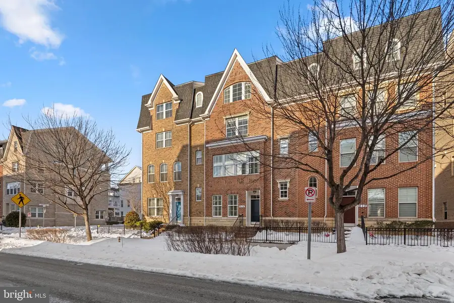 606 Crown Park Ave, Gaithersburg, MD 20878 - Image #3