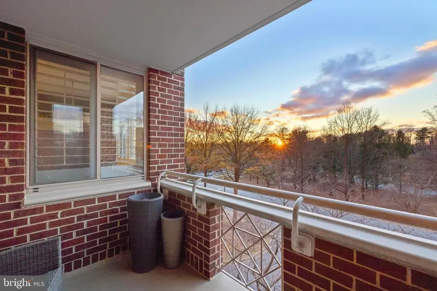 5809 Nicholson Ln #307, Rockville, MD 20852 - Image #2