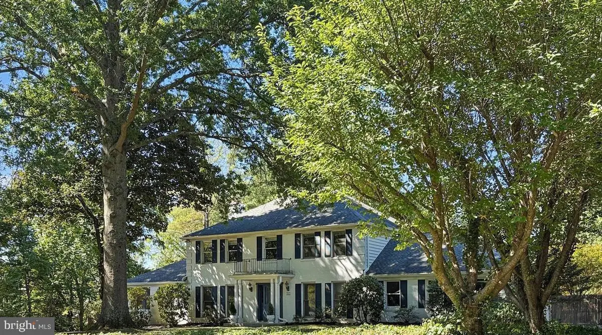 21600 Glendalough Rd, Gaithersburg, MD 20882 - #1