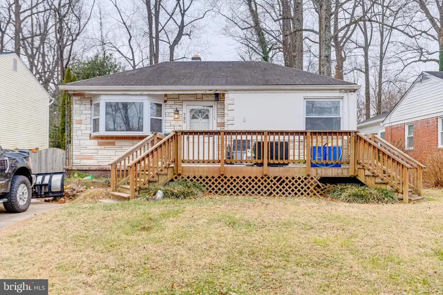 722 Carr Ave, Rockville, MD 20850 - Image #2