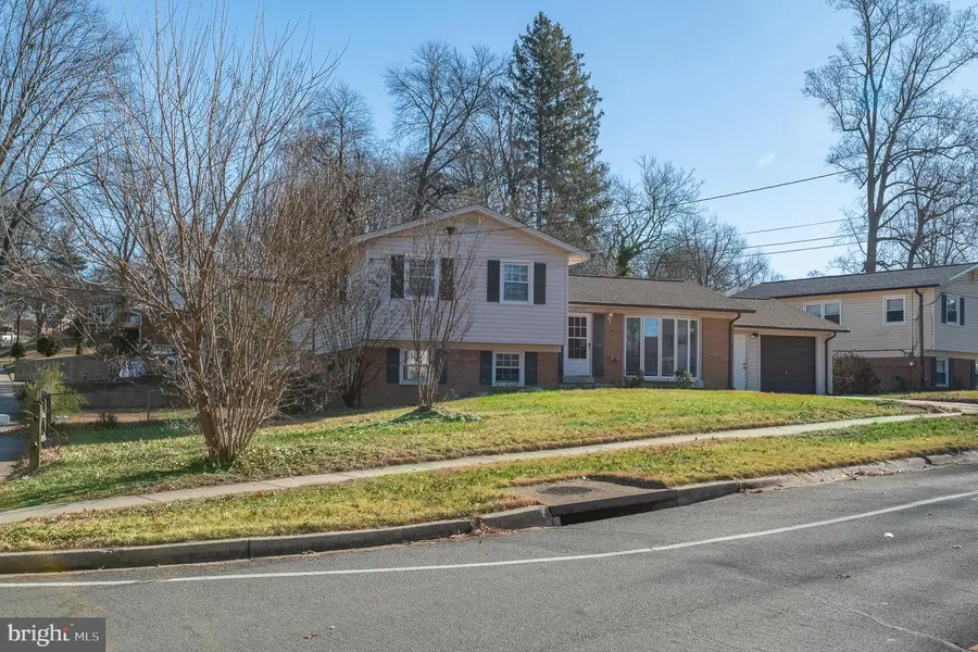 12725 Bushey Dr, Silver Spring, MD 20906 - Image #2