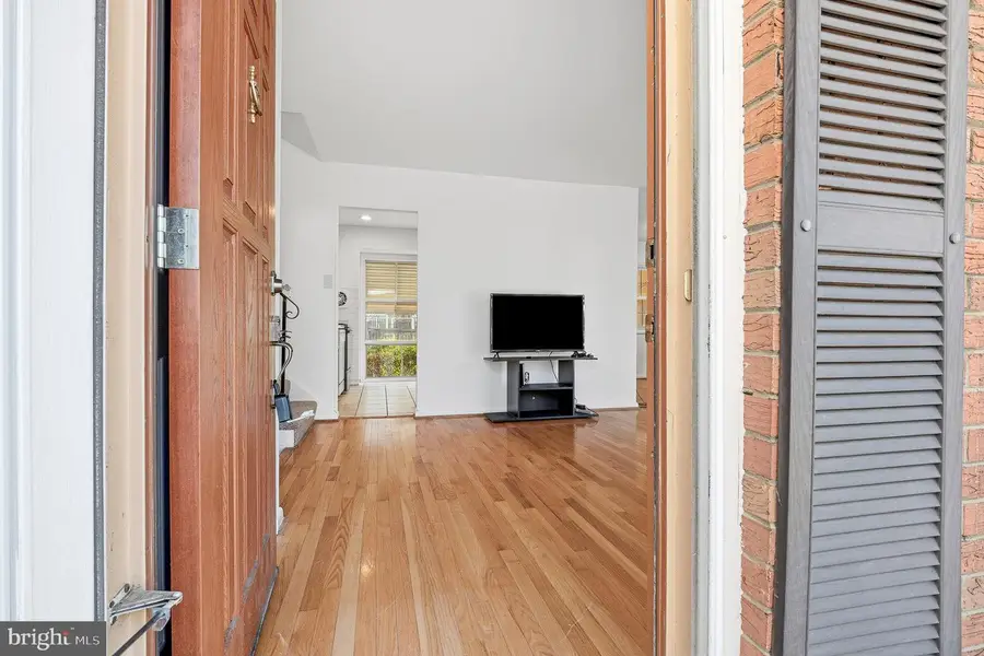 12725 Bushey Dr, Silver Spring, MD 20906 - Image #3