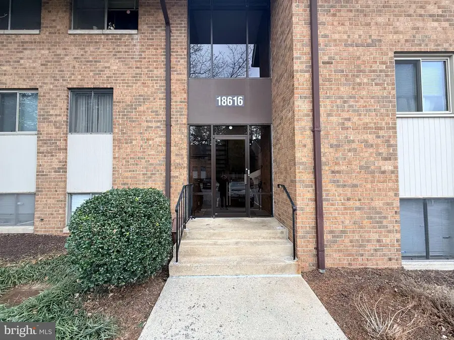 18616 Walkers Choice Rd #18616, Gaithersburg, MD 20886 - Image #2