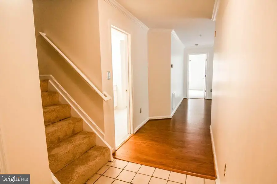 121 Timberbrook #304, Gaithersburg, MD 20878 - Image #2