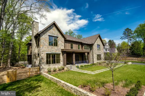 7029 Longwood Dr, BETHESDA, MD 20817