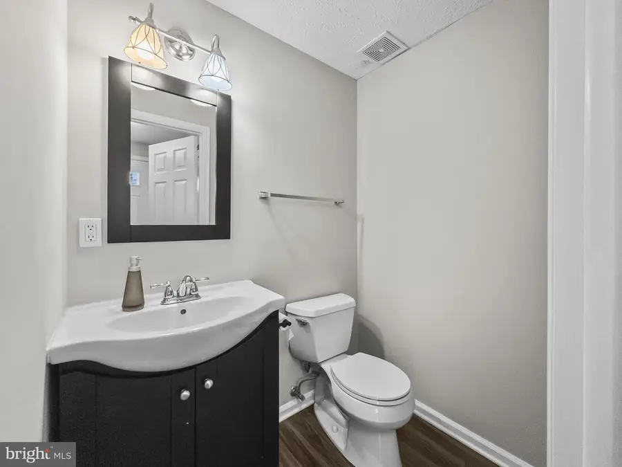 10110 Shelldrake Cir, Damascus, MD 20872 - Image #3